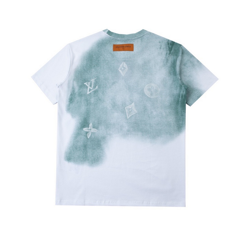 Louis Vuitton Men's T-shirts 888